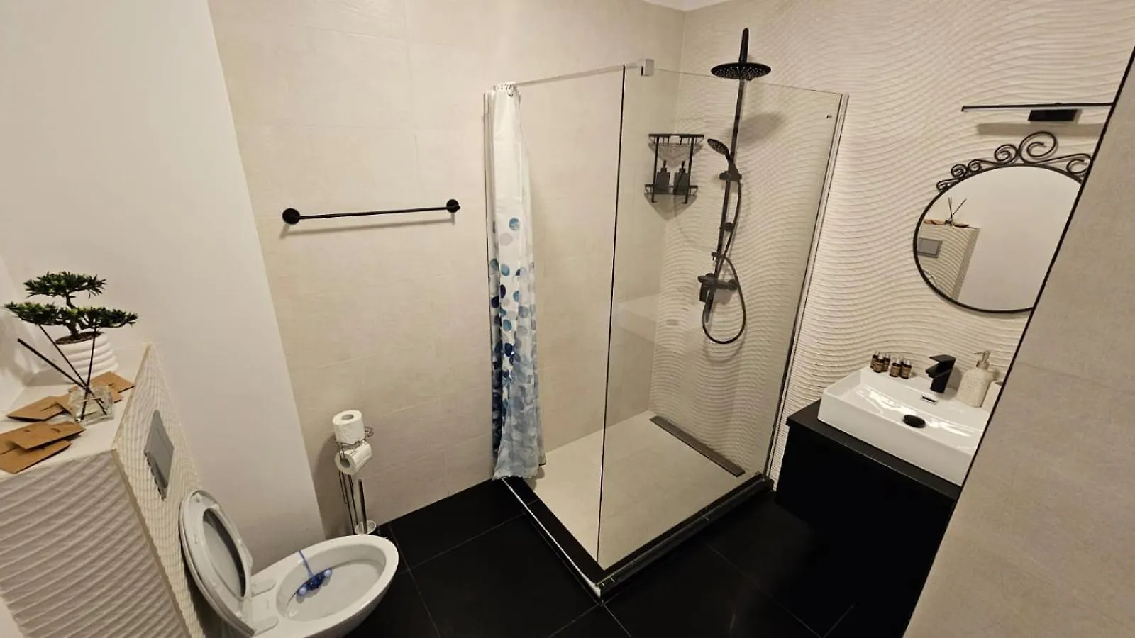 Royal Apartments Otopeni Dn 0*,  Romania